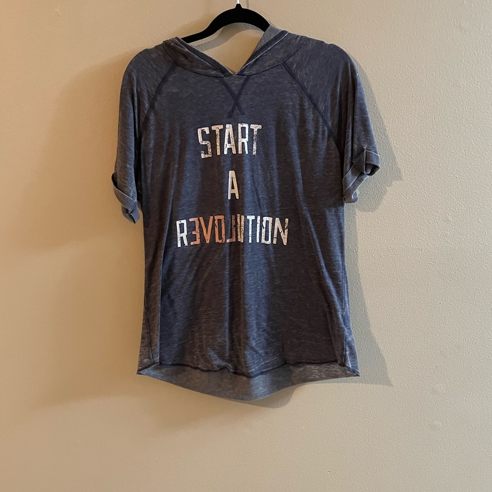 Revolution Top